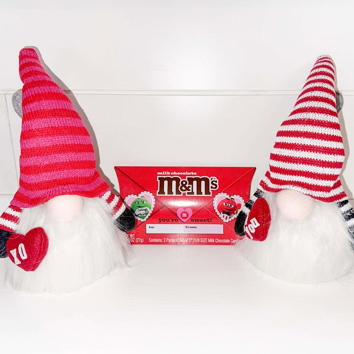 Light-Up Valentine's Gnome